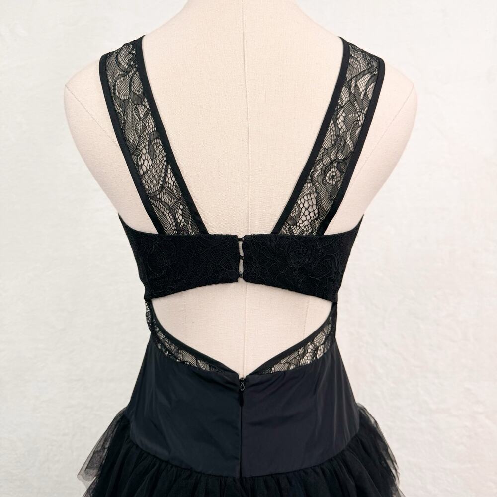 BCBGeneration Lace & Tulle Dress Black Mini Cocktail Party LBD Whimsigoth Size 6 - Picture 8 of 15